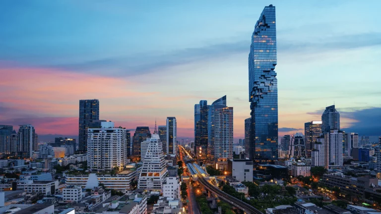 Skyline de Bangkok.